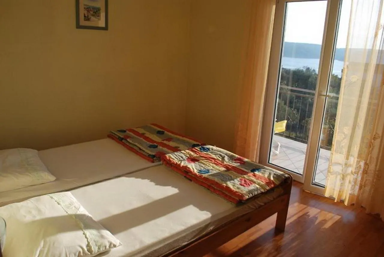 Apartment Supetarska Draga 11